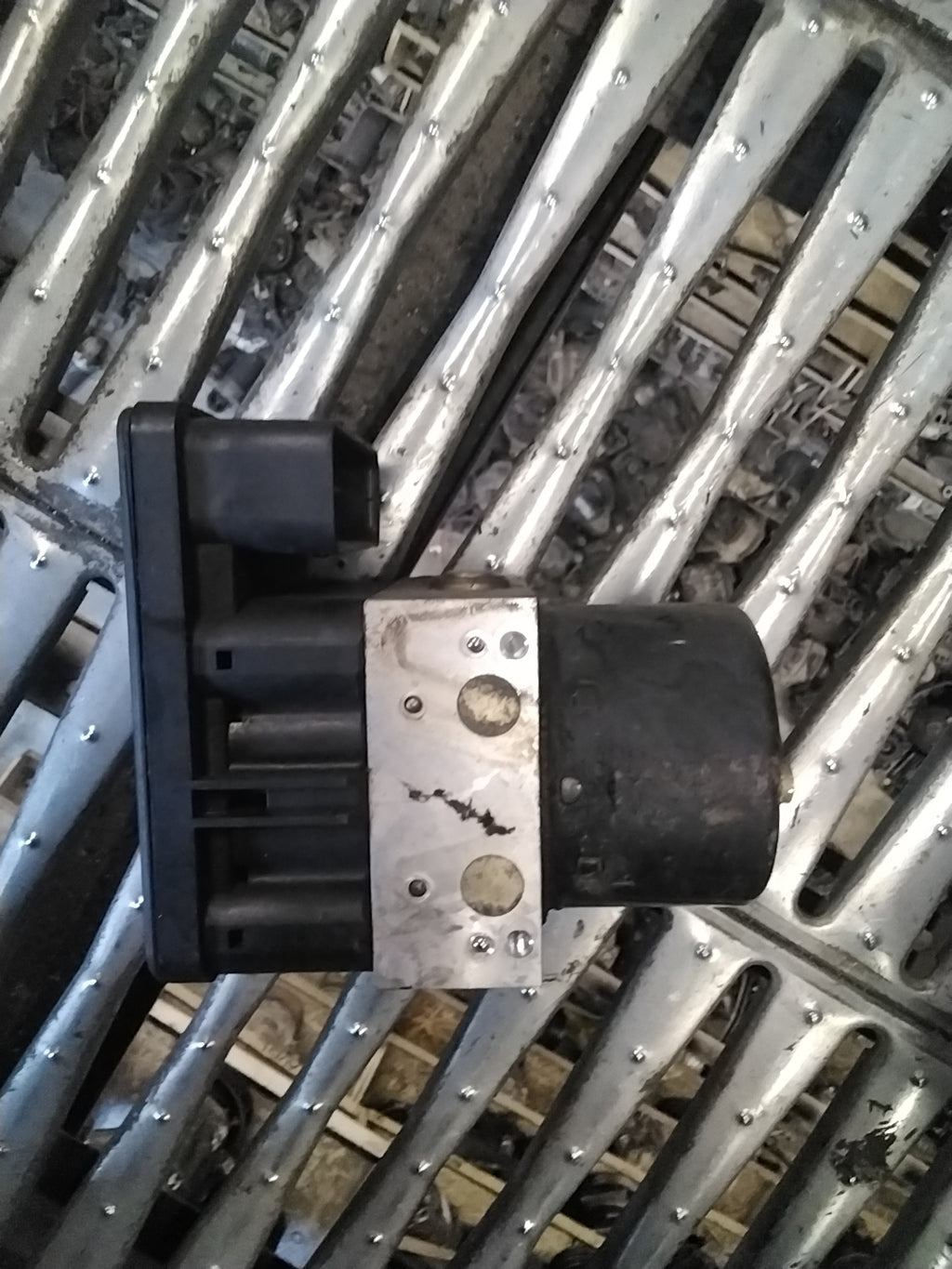 Pompa Centralina ABS mini cooper 1.6  benzina codice 6760272