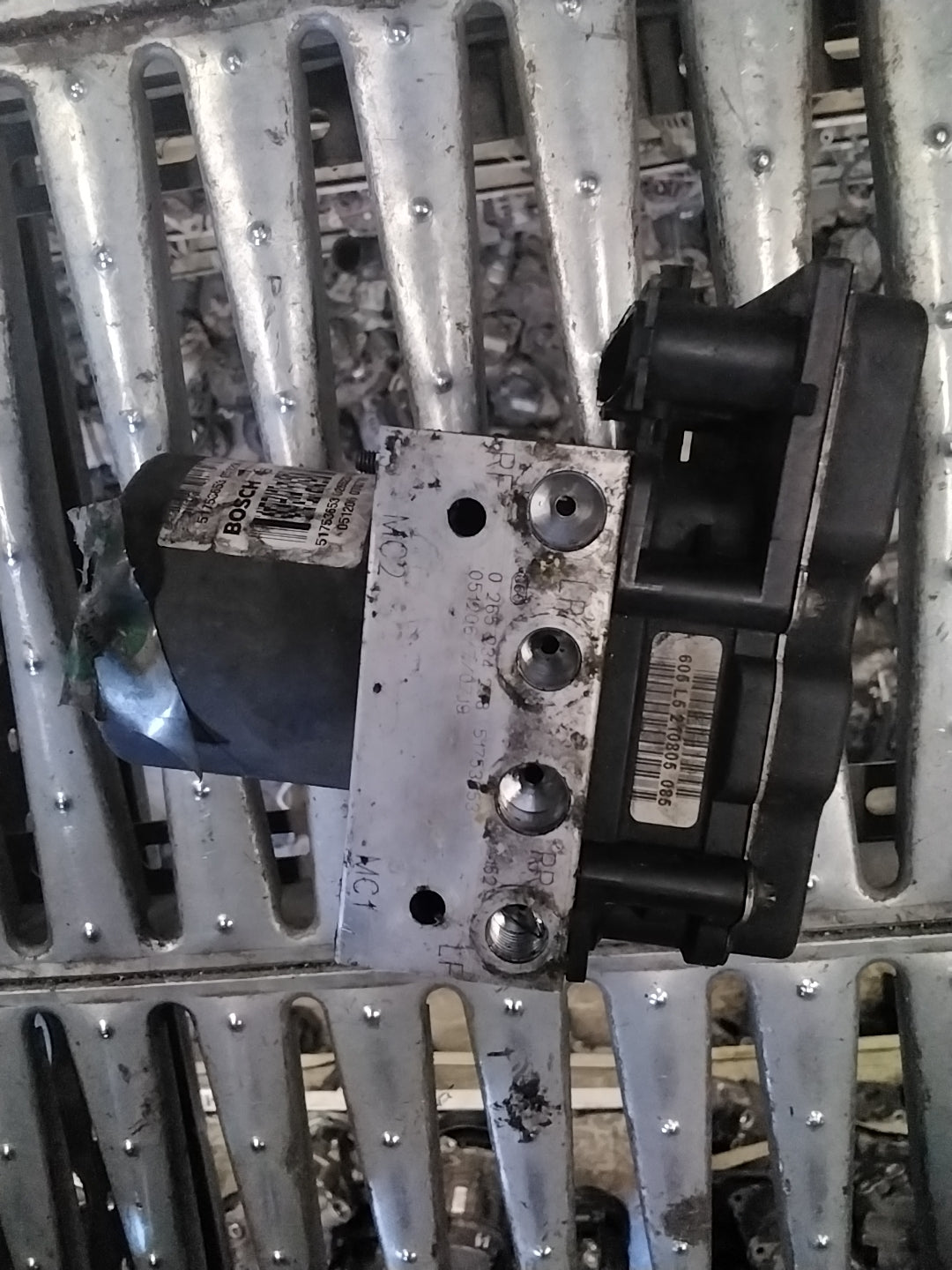 Centralina abs alfa 147 1.9mjt anno 2006 codice 0265234258