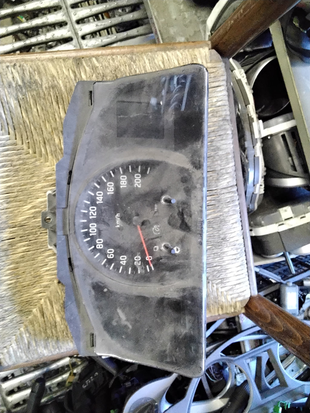 Quadro strumenti contachilometri nissan nv200 codice VPBASF10894AB