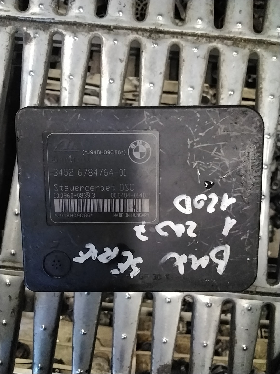 Centralina Pompa  abs bmw serie 1 2.0 diesel anno 2007 codice 34526784764
