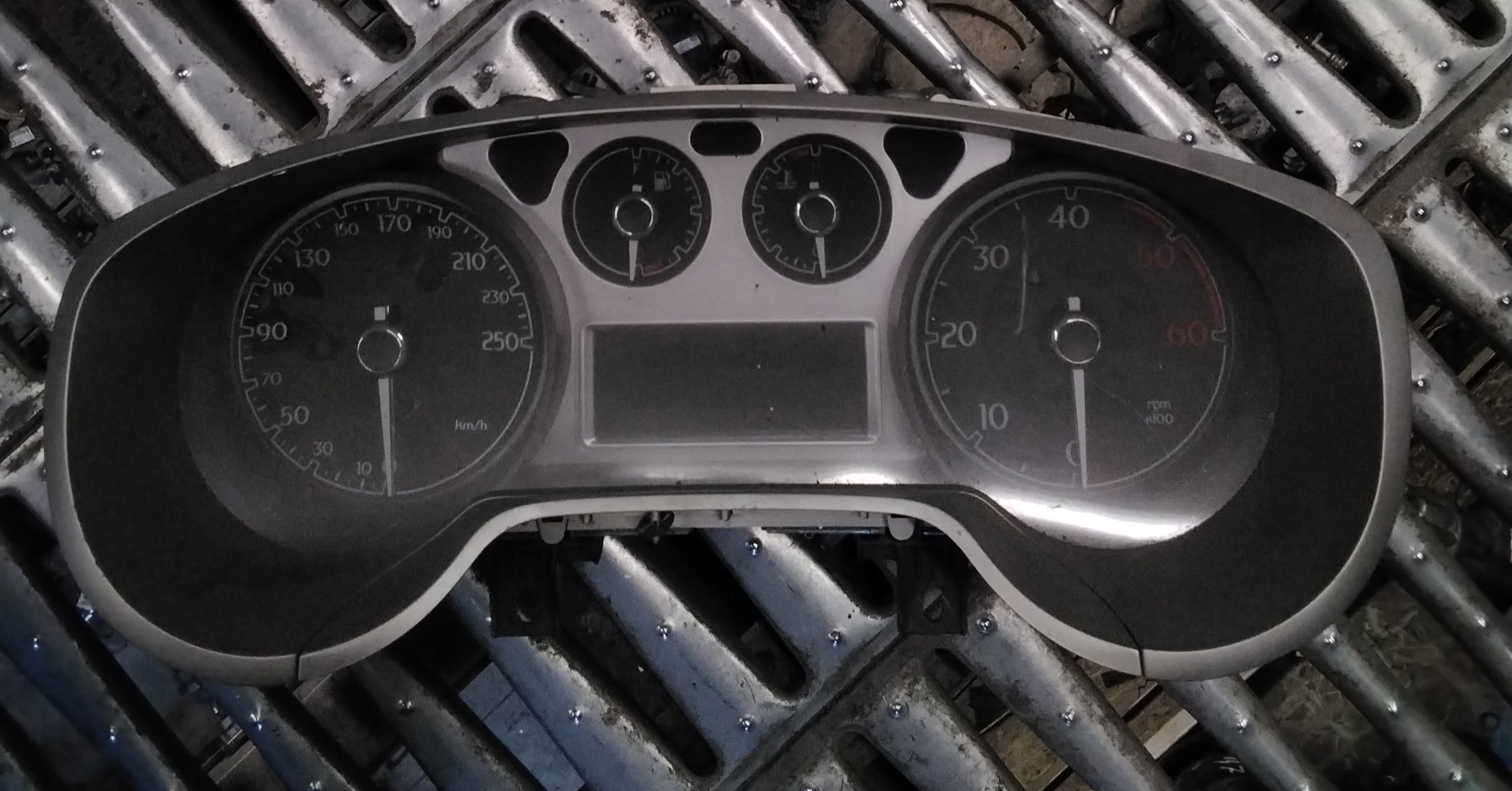 Quadro strumenti contachilometri lancia delta codice 5080301