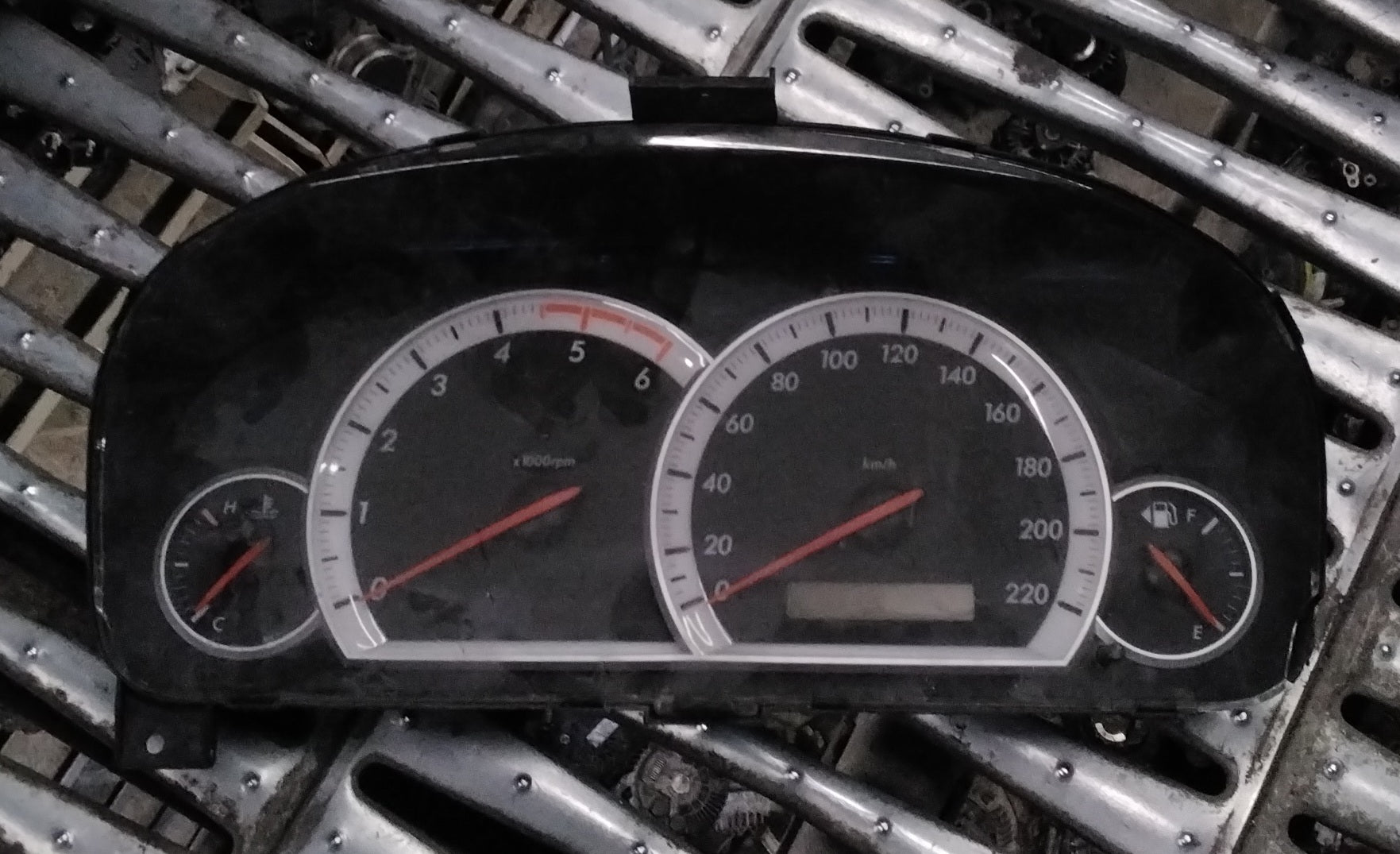 Quadro strumenti contachilometri chevrolet captiva codice FH7F230016