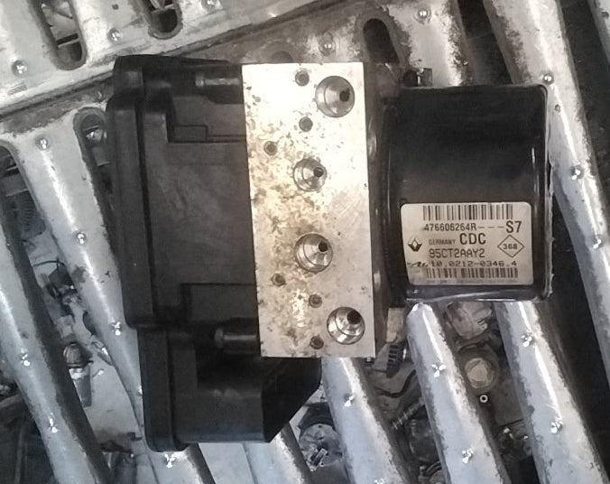 Centralina pompa abs renault megane 1.5 dci anno 2008/2016 codice 476606264R