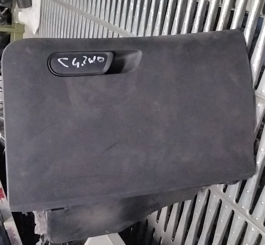 Vano portaoggetti citroen c4 2010 codice 00047023