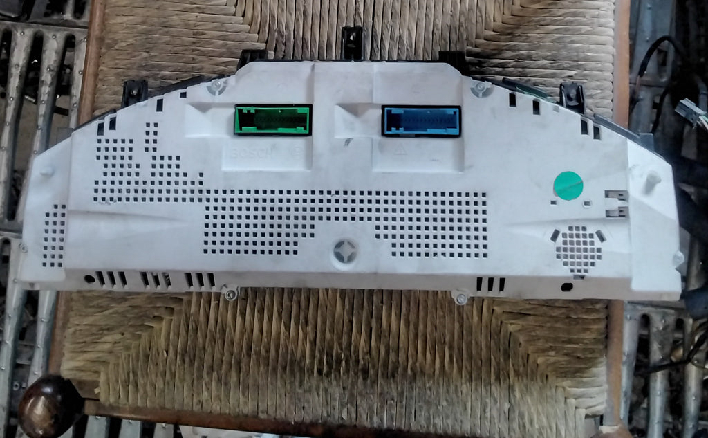 Quadro strumenti contachilometri Volkswagen tuareg codice 7L6920881S