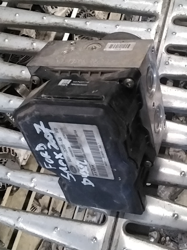 Centralina pompa abs ford S-max 2.0 diesel anno 2007 codice 8G912C405AA