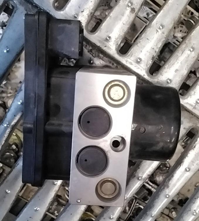 Centralina pompa abs mercedes C220 codice A2095451432