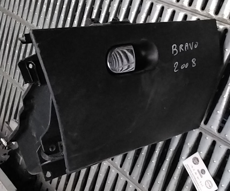 Vano portaoggetti fiat bravo 2008 codice 735435873