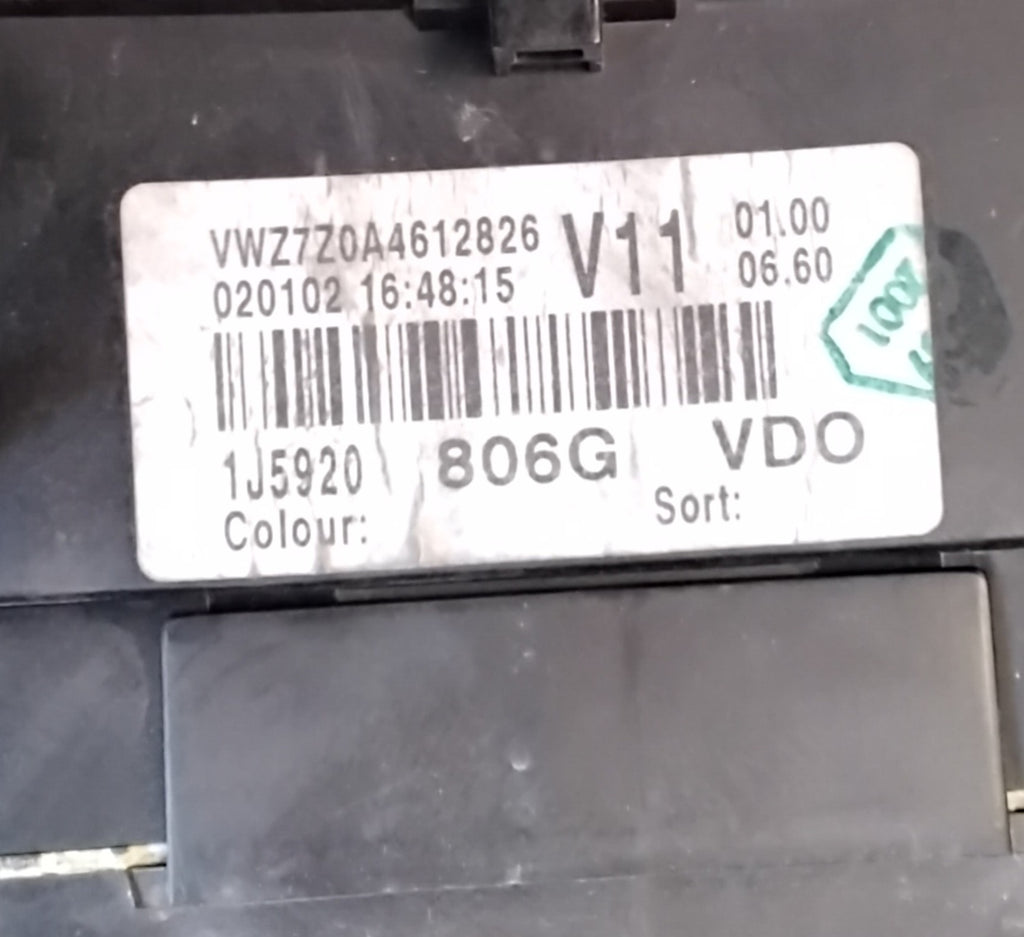 Quadro strumenti contachilometri Volkswagen golf 4 anno 1997-2001 codice 1J5920806G