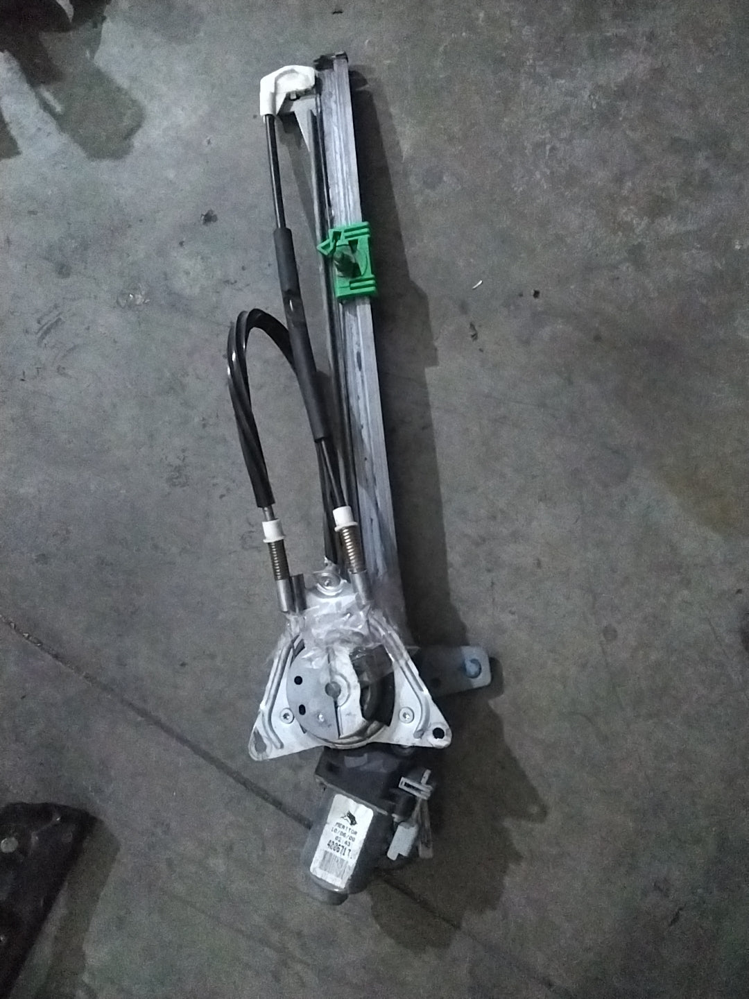 Motorino alzavetro anteriore sinistro peugeot 306 codice 400671