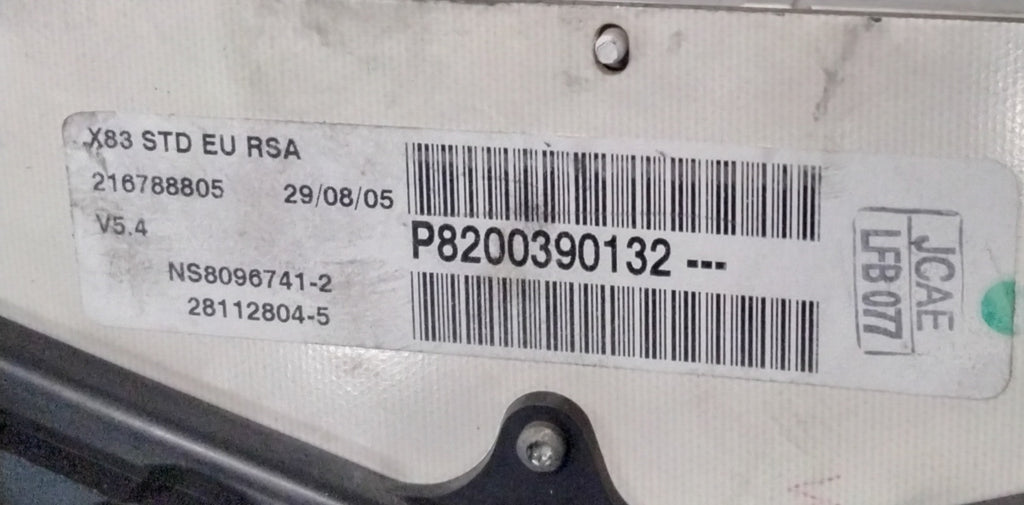 Quadro strumenti contachilometri renault trafic codice P8200390132