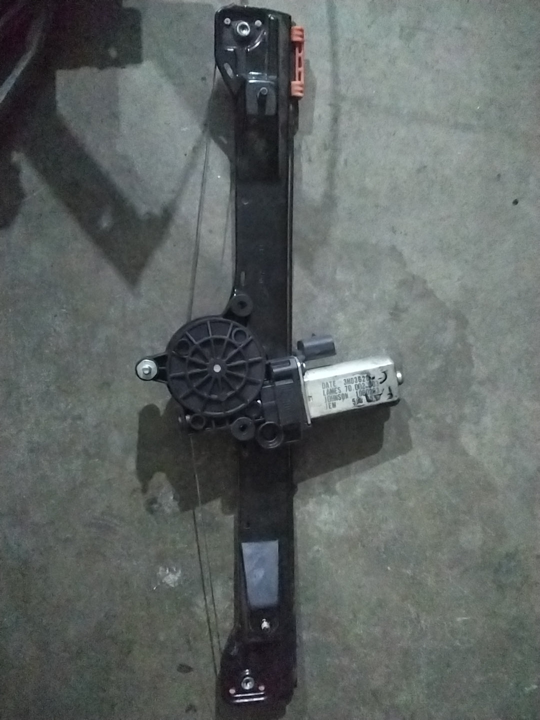 Motorino alzavetro anteriore destro fiat grande punto codice 1060263