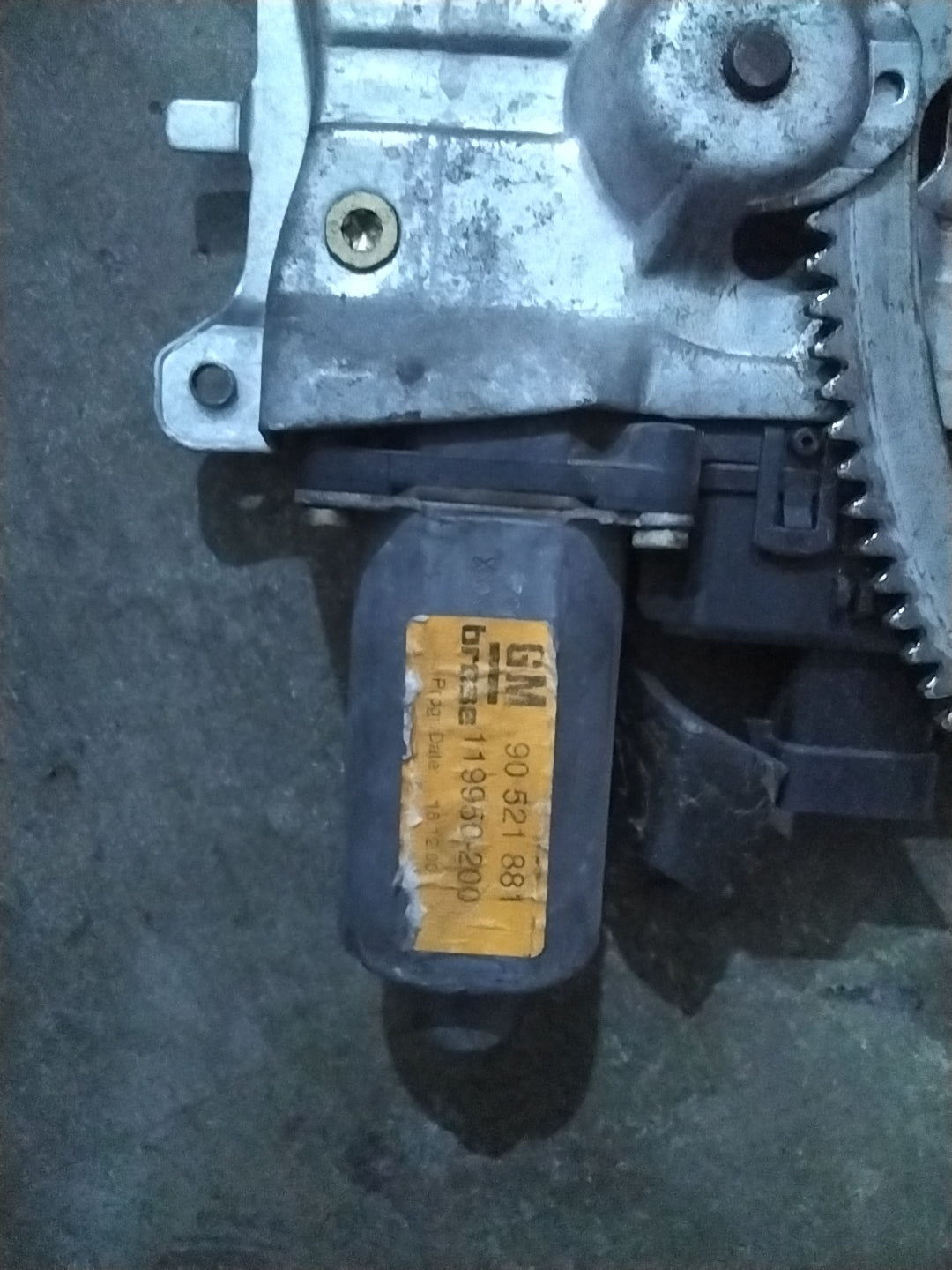 Motorino alzavetro anteriore sinistro opel astra g codice 90521881