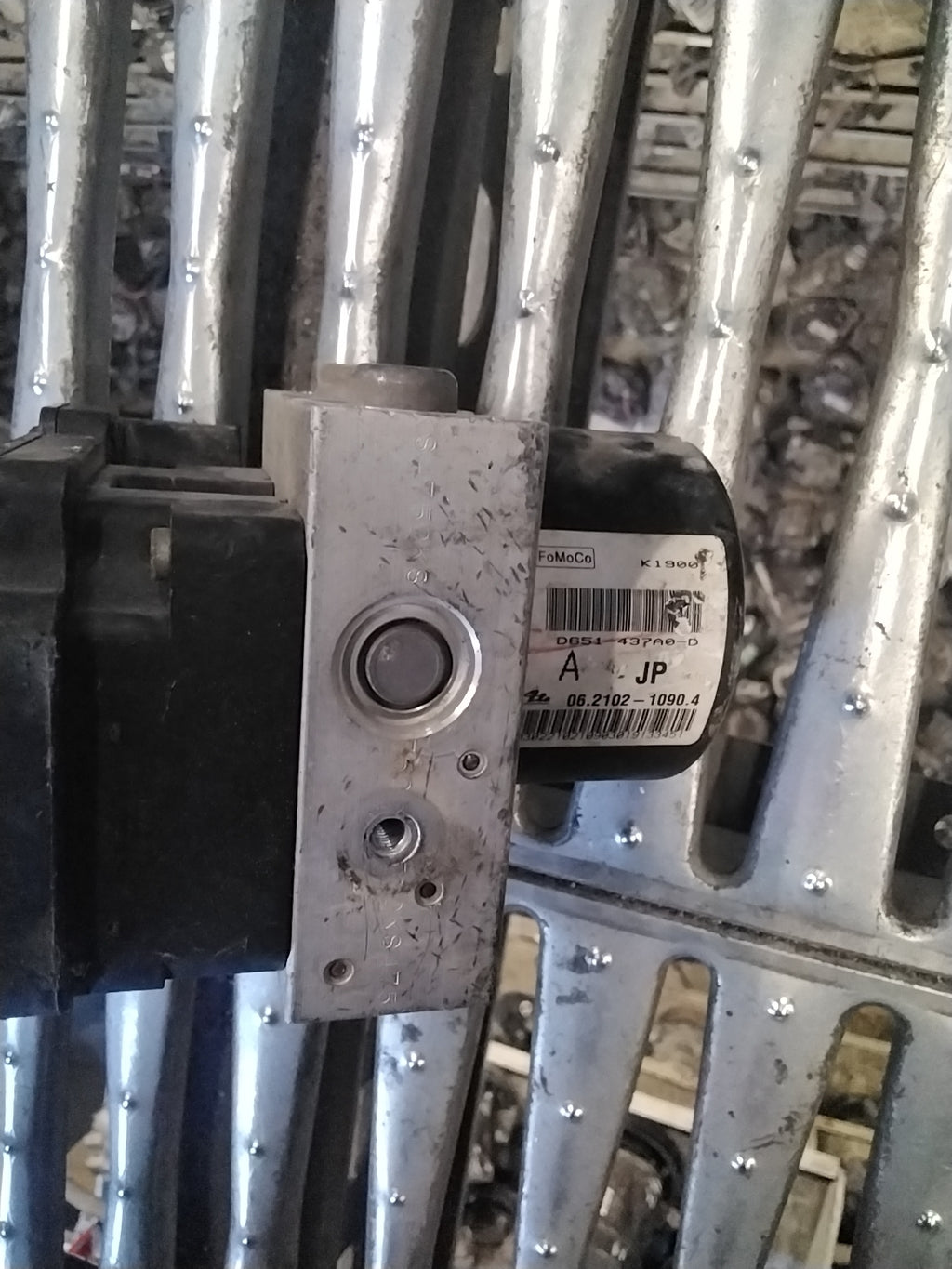 ABS control unit pump Mazda 6 2.0 TDI year 2006 (sfA3p1)