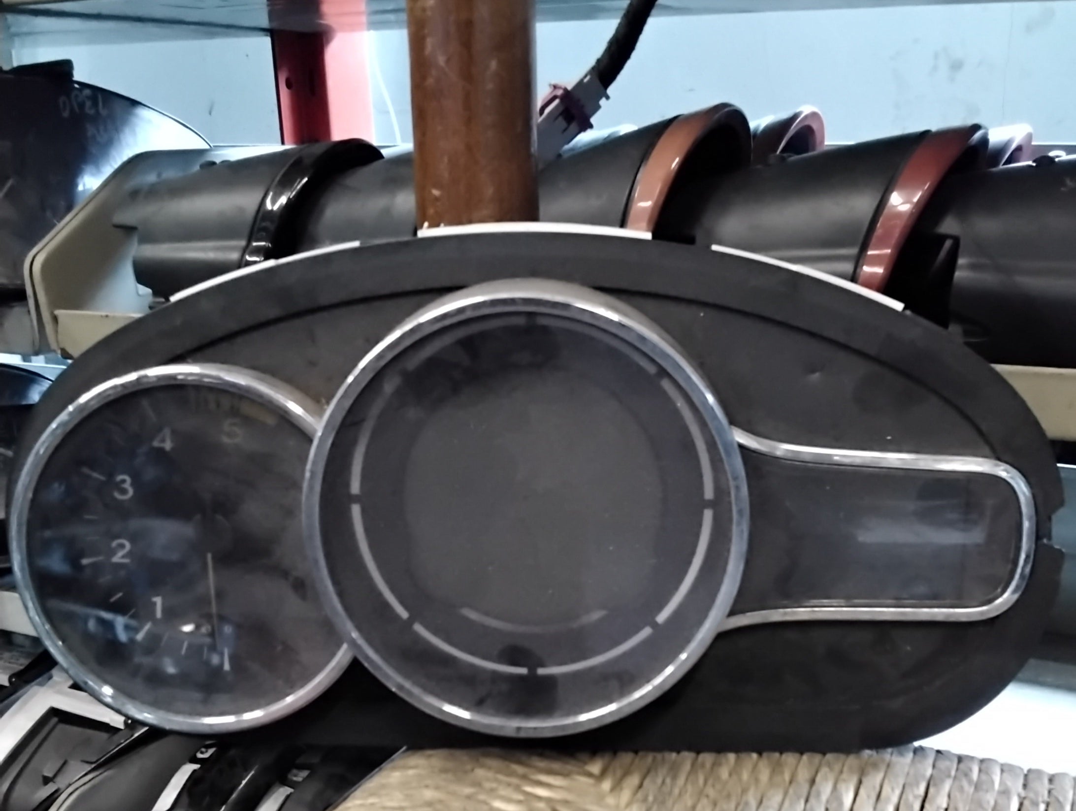 Quadro strumenti contachilometri renault megane codice RNI248100342R
