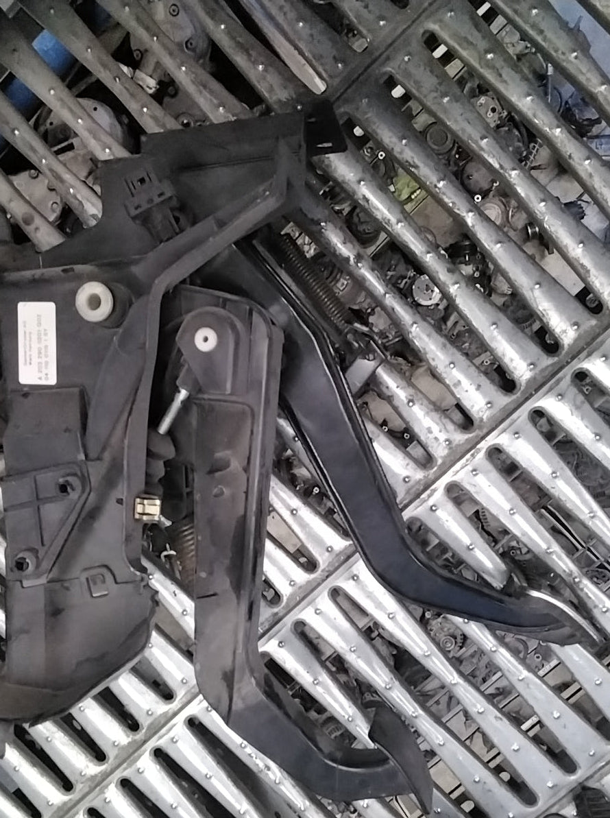 Pedaliera mercedes classe C codice A2032905201Q02