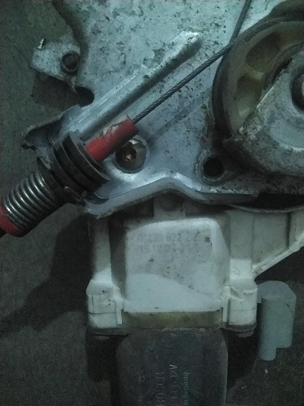 Motorino alzavetro anteriore sinistro Nissan Micra codice 0130822202