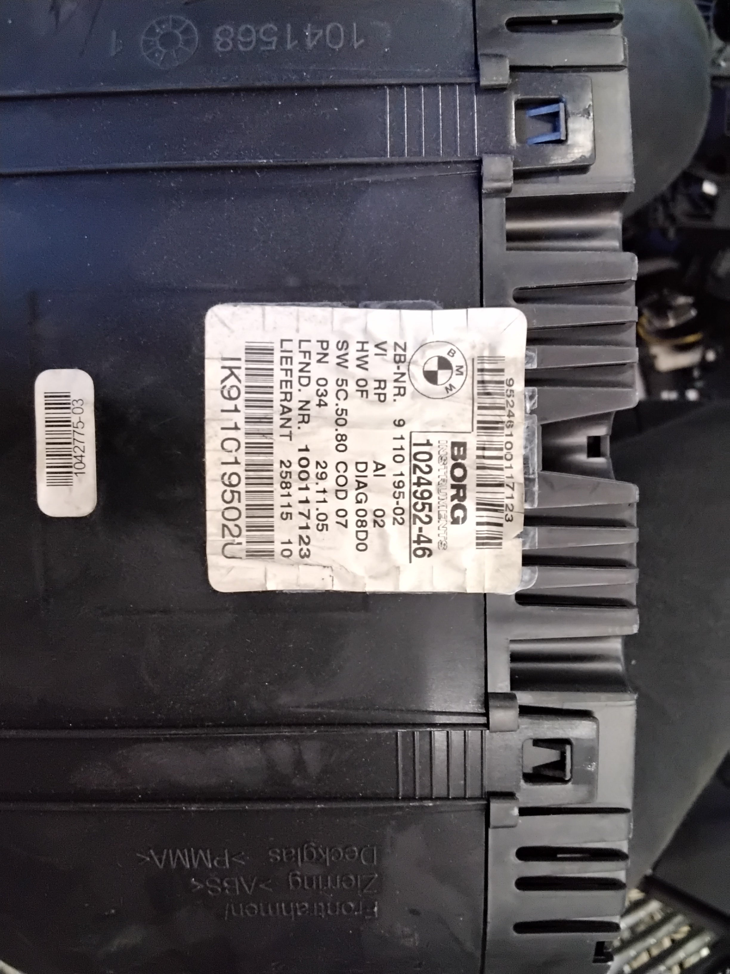 Quadro strumenti contachilometri bmw 118 codice 102495246