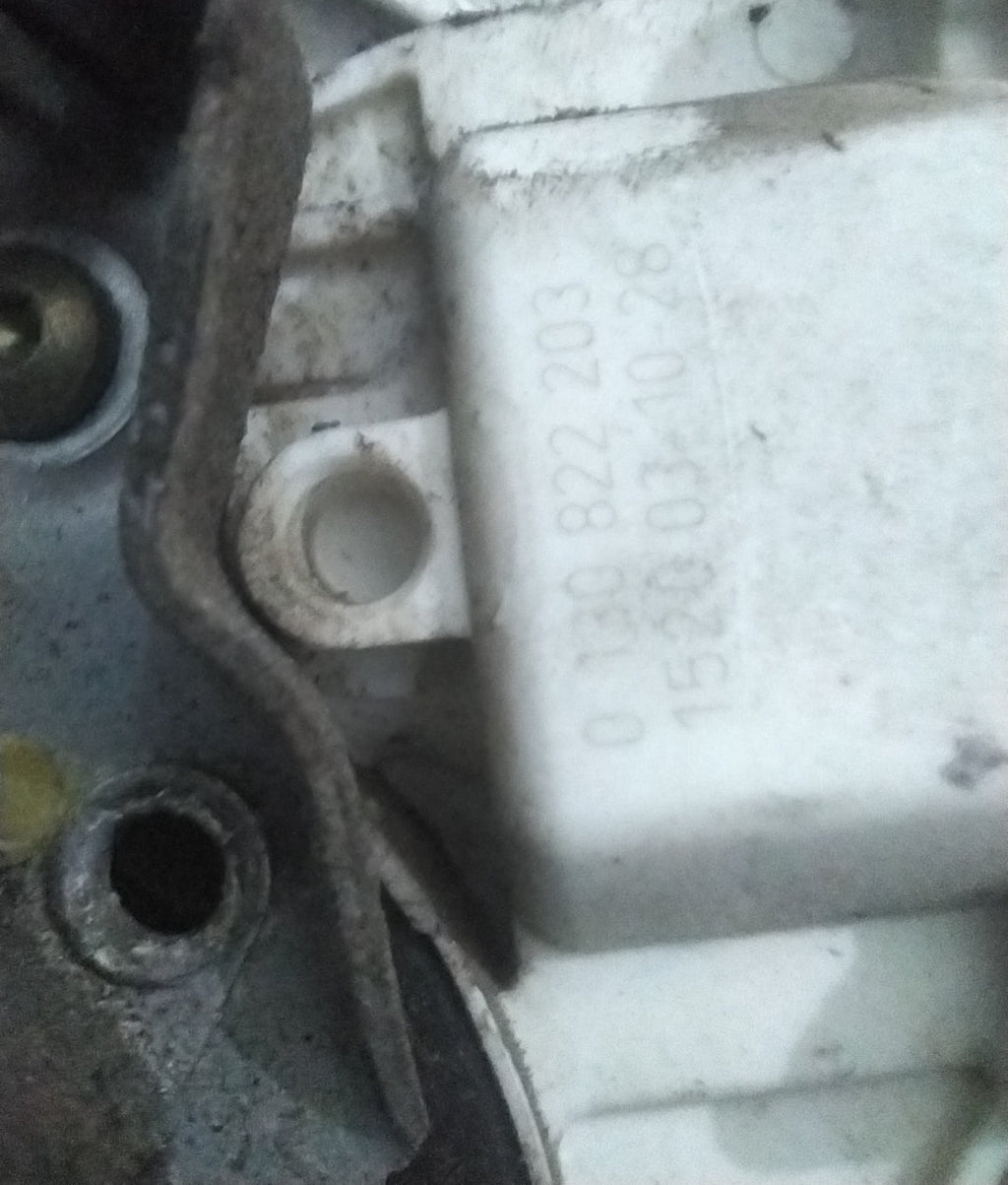 Motorino alzavetro anteriore destro Nissan Micra codice 0130822203