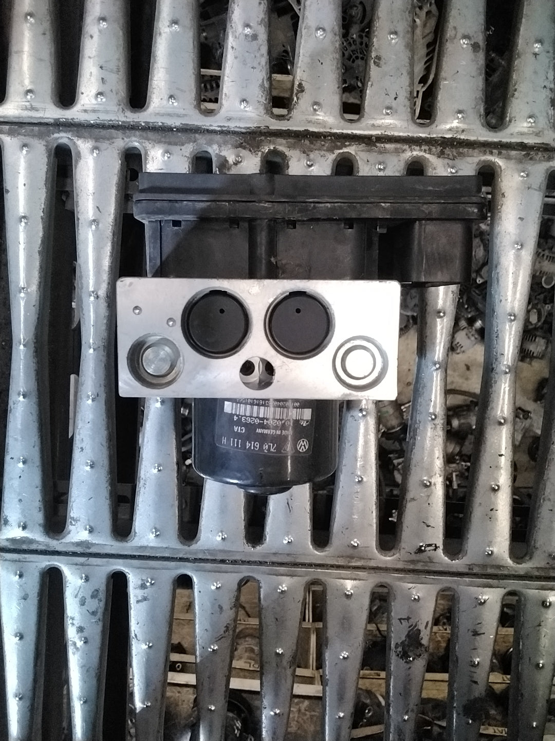 Centralina pompa abs volkswagen touareg codice 7L090379G