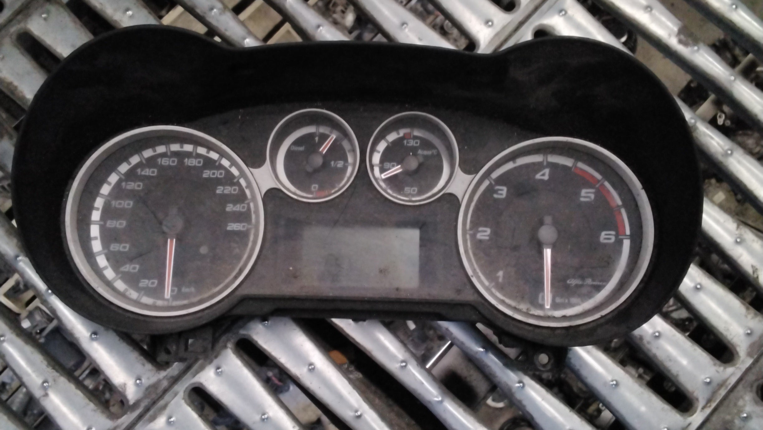 Quadro strumenti contachilometri alfa romeo mito diesel codice 50525484