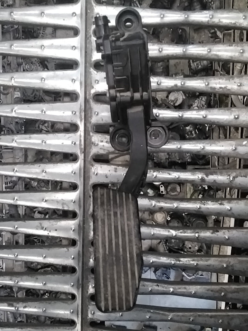 Pedale acceleratore kia sportage codice 070811C0335