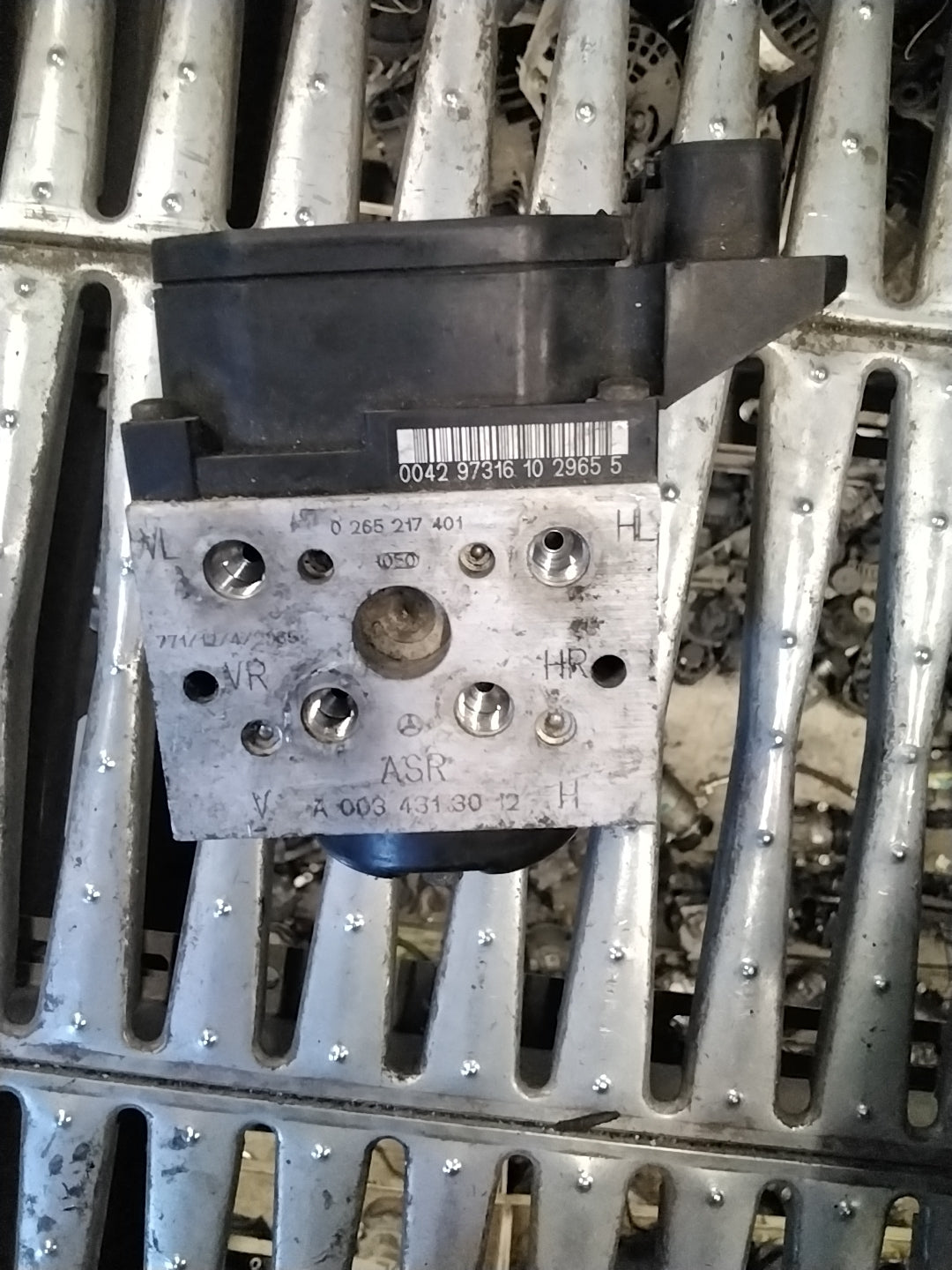 Centralina pompa abs mercedes E250 codice 0265217401