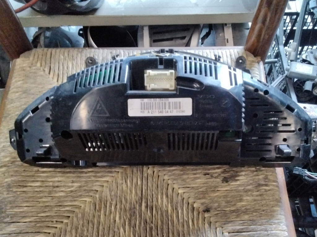 Quadro strumenti contachilometri mercedes classe ML codice A2115400447