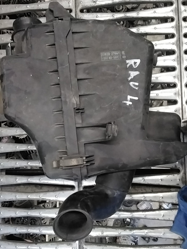 Scatola filtro aria toyota rav4 2.0 diesel codice 2202027061
