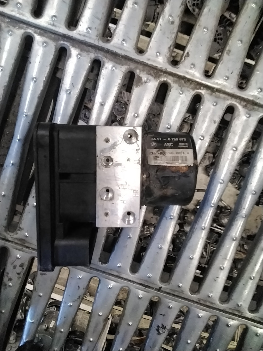 Centralina pompa abs bmw 320 codice 6759075