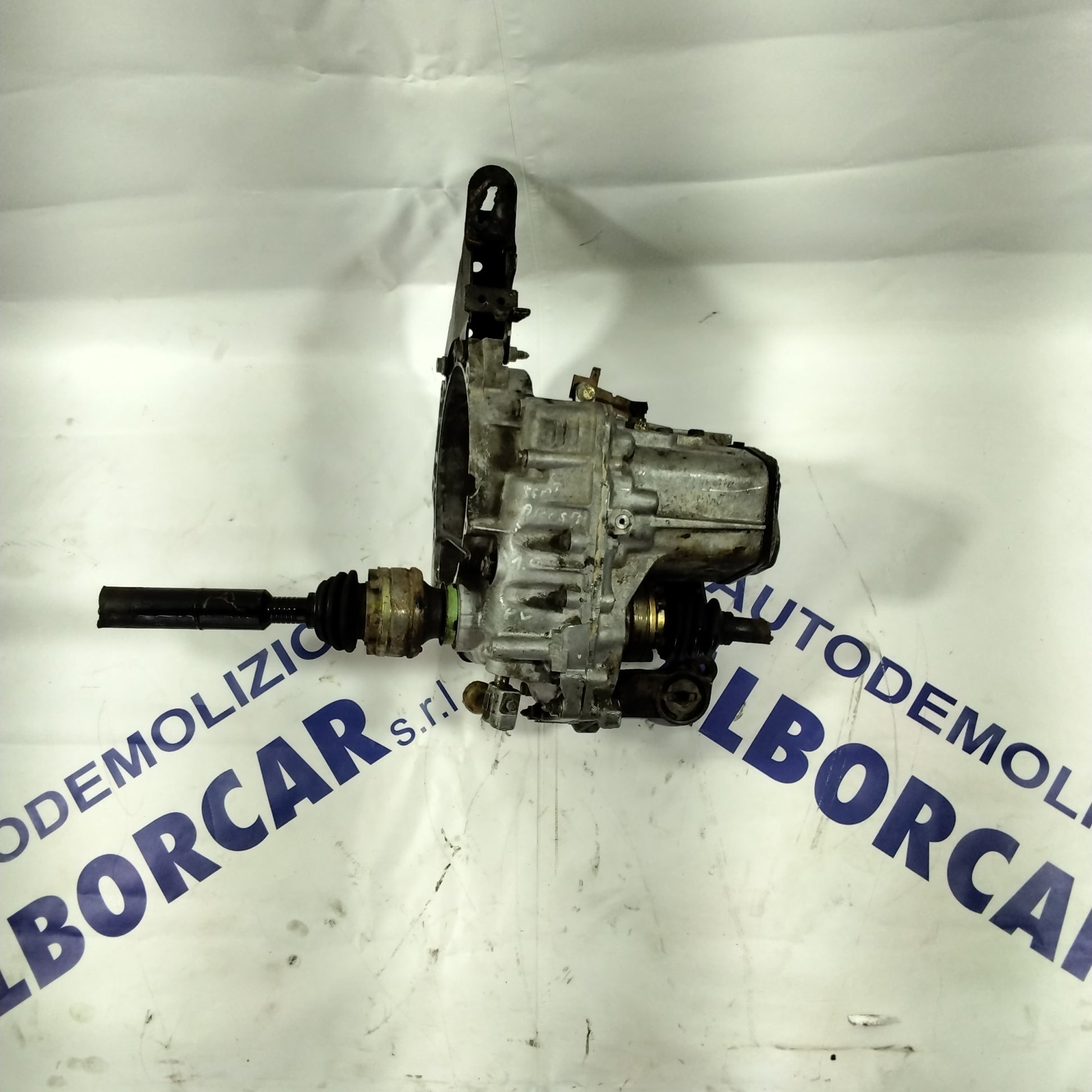 Volkswagen Polo/Lupo/Arosa 1.0 manual gearbox, code: 085301107(sf2)