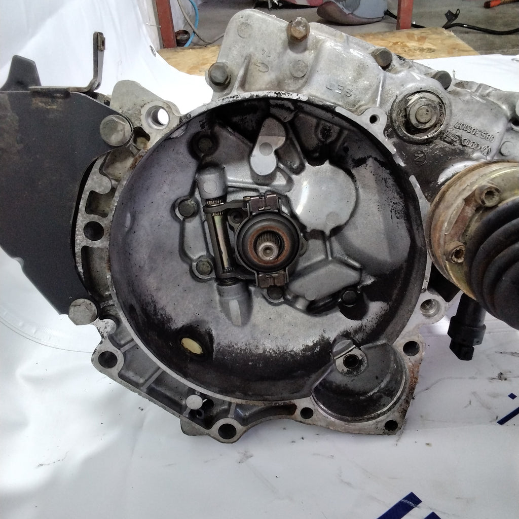 Volkswagen Polo/Lupo/Arosa 1.0 manual gearbox, code: 085301107(sf2)