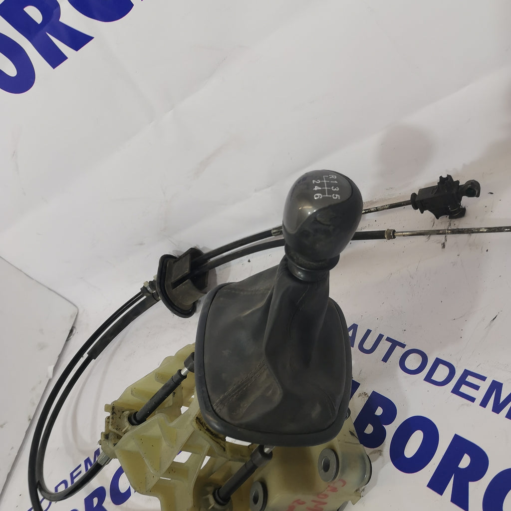 Gear lever with cables Fiat Croma 1.9 MTJ year: 2005 part number: 55348262 (sf4)