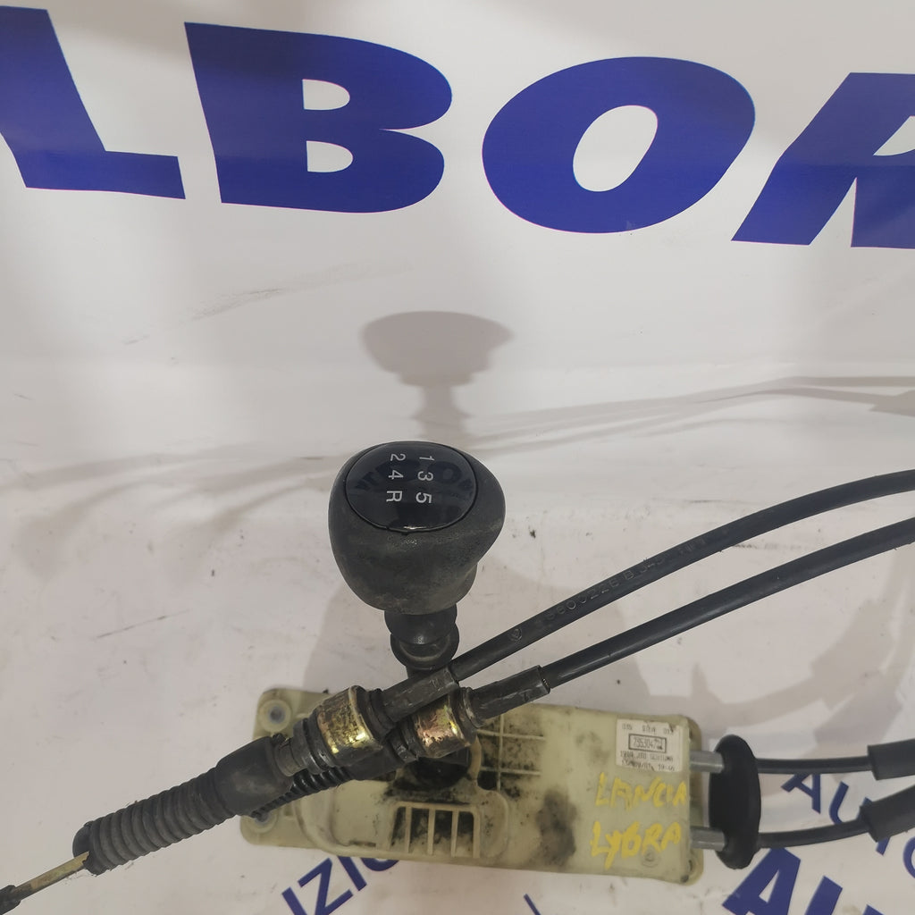 Gear lever Lancia Libra 1.9 Diesel year: 2003 part number: 735304721 (sf4)
