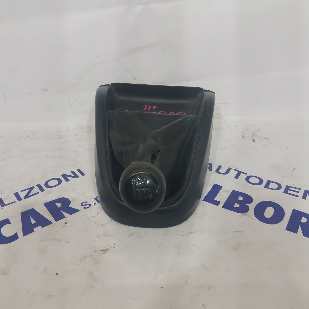 Gear lever Fiat Doblò 1.6 multijet year: 2012 with code: 553468290E (sf4)