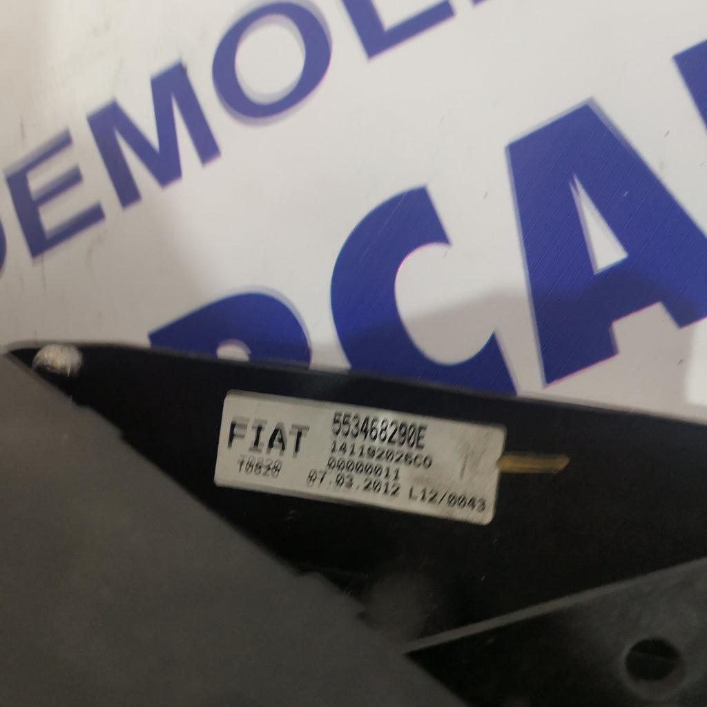 Gear lever Fiat Doblò 1.6 multijet year: 2012 with code: 553468290E (sf4)