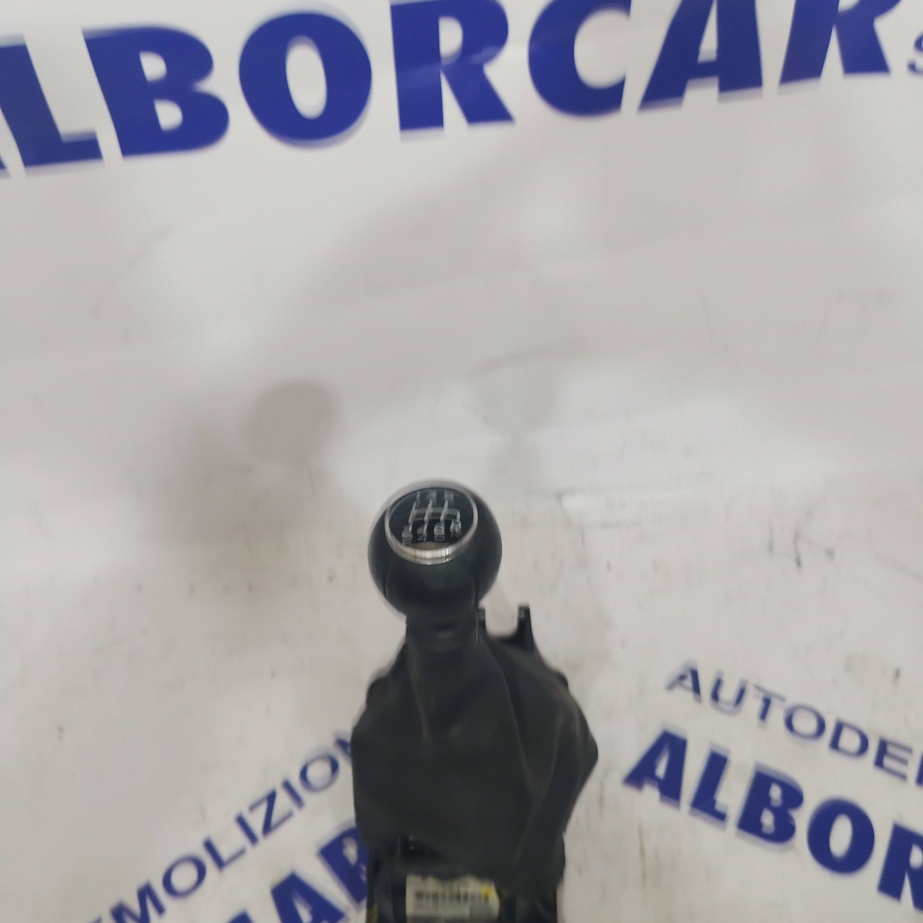 Gear lever Fiat Tipo 1.4 petrol 2019 with code: 50296185 (sf4)