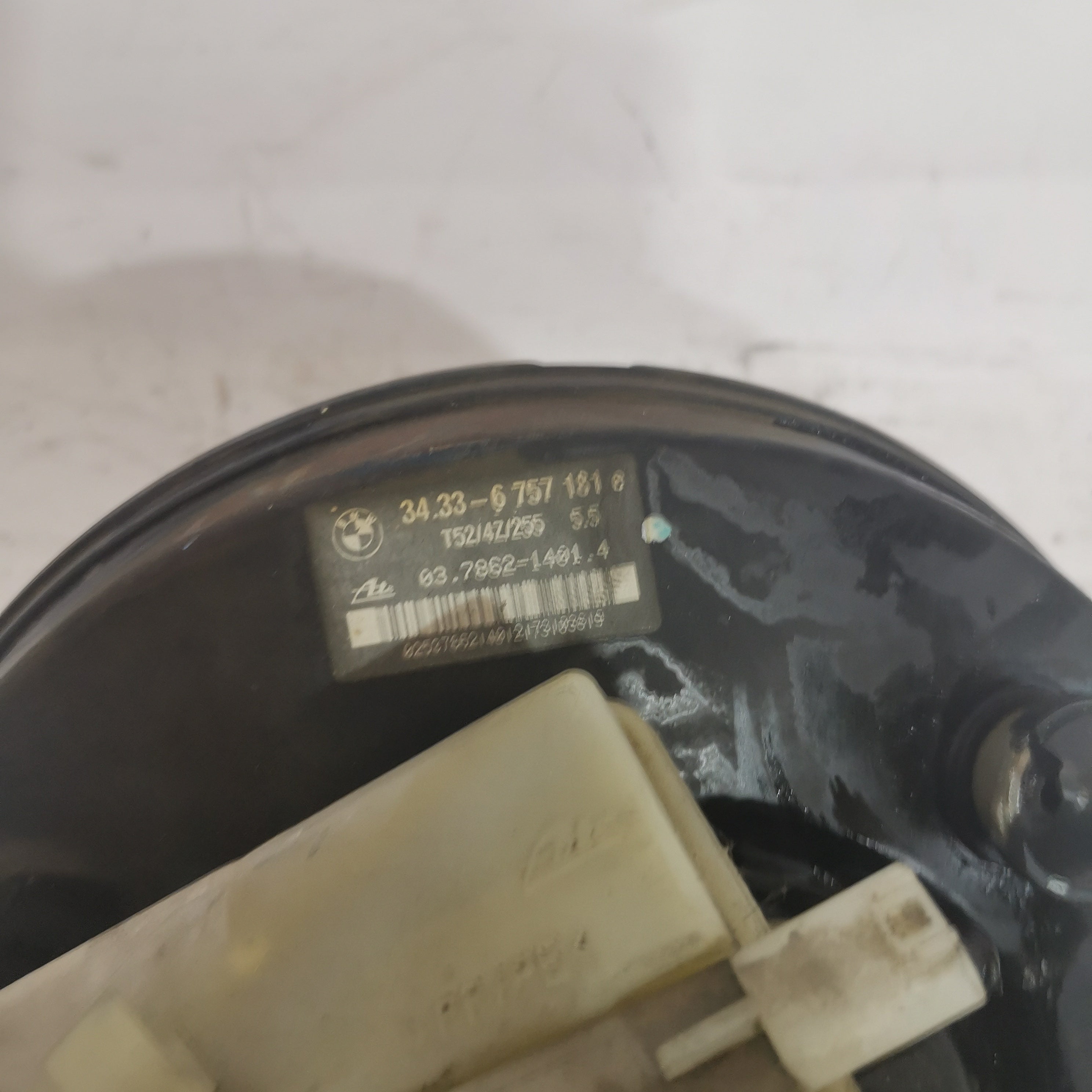 mini cooper 2008 diesel brake booster with code: 037862-14014 (sf5p4)