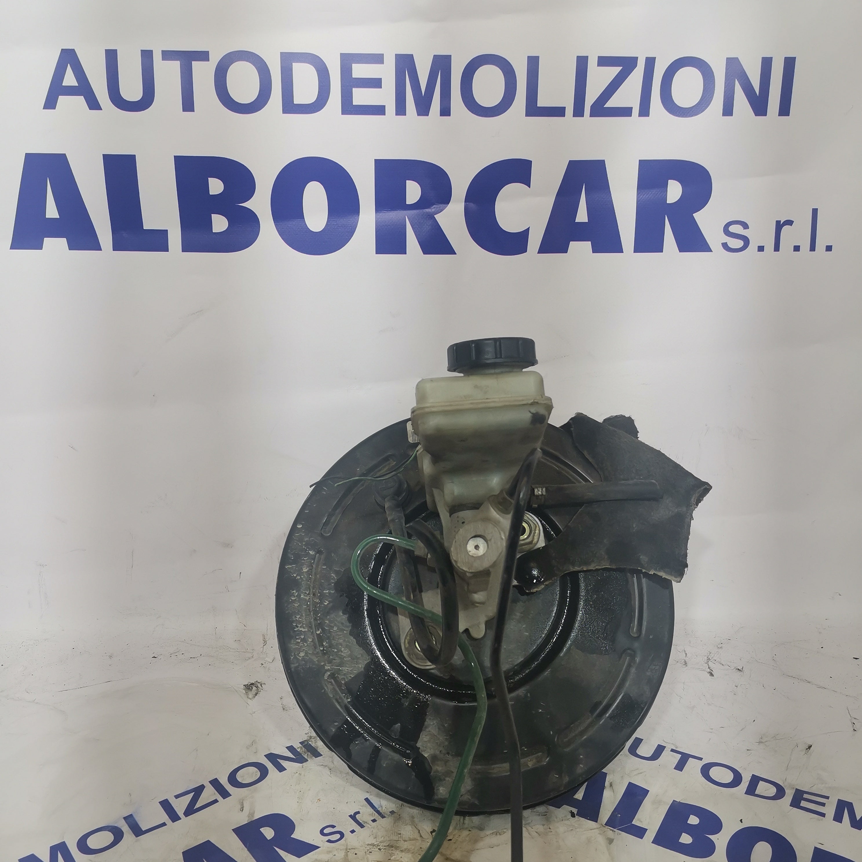 Brake booster Renault Megane 2nd series year: 2002 displacement: 1.9D code: 8200157453/8200453735 (sf5p4)