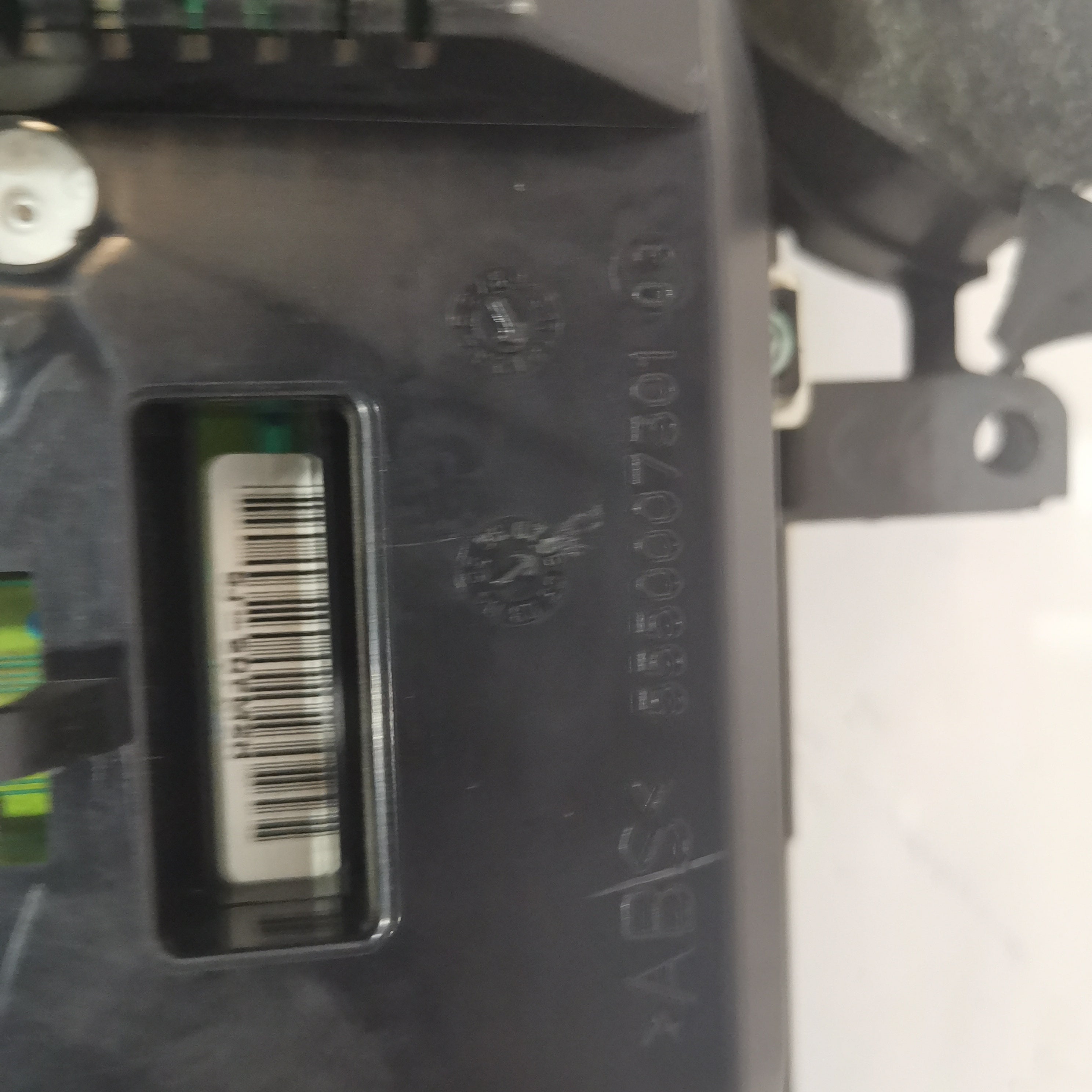 dashboard/speedometer/gauge cluster Audi A6 year: 2006-2011 code 5550007301 (sf7p2)