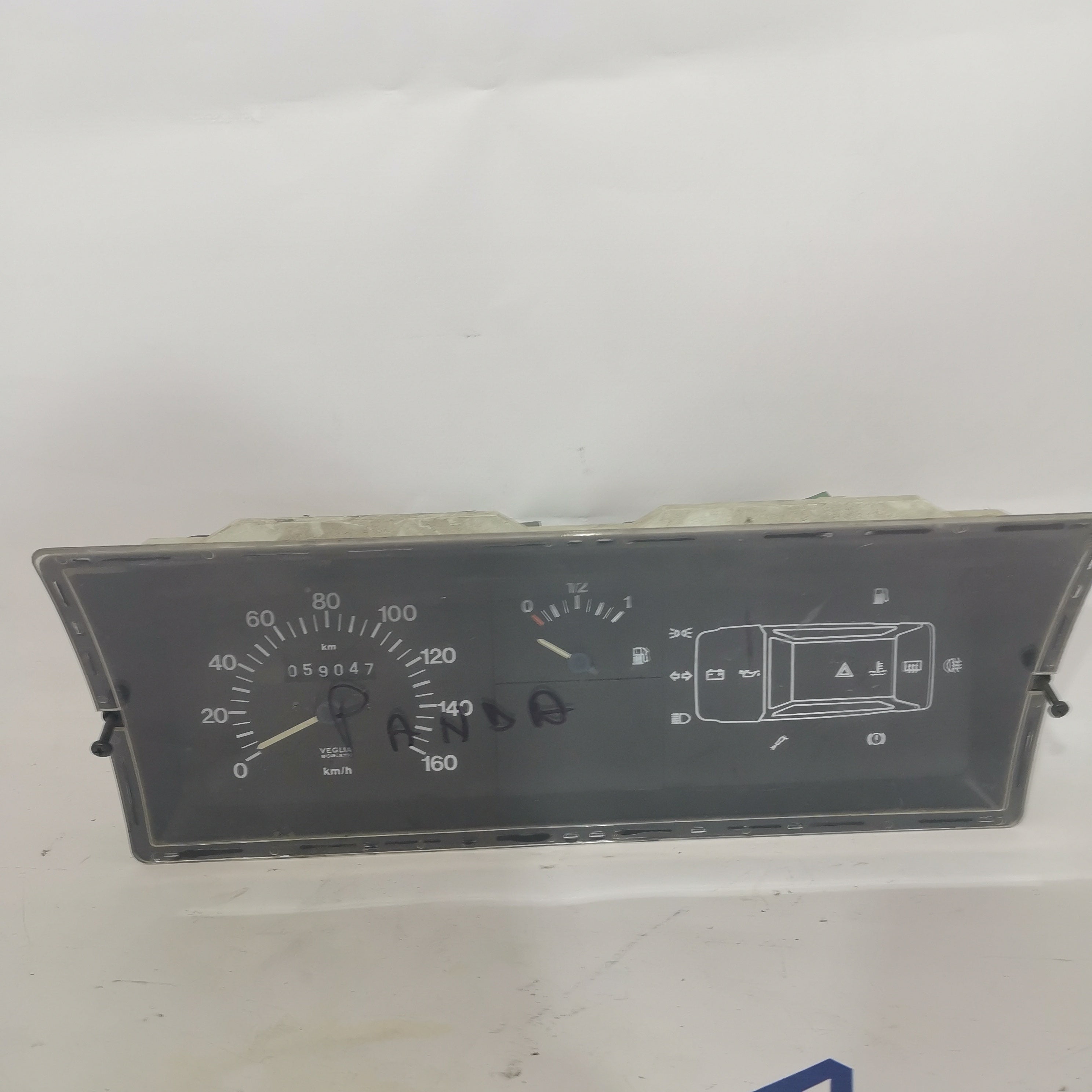 quadro strumenti/contachilometri/veglia panda anno:1985-2002 codice:  6060200030/6060200060/6042480140/6047070070