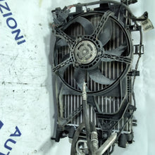 Carica l&#39;immagine nel visualizzatore di Gallery, Radiatore completo opel corsa  1.2  benzina anno: 2002 (sf5p3)
