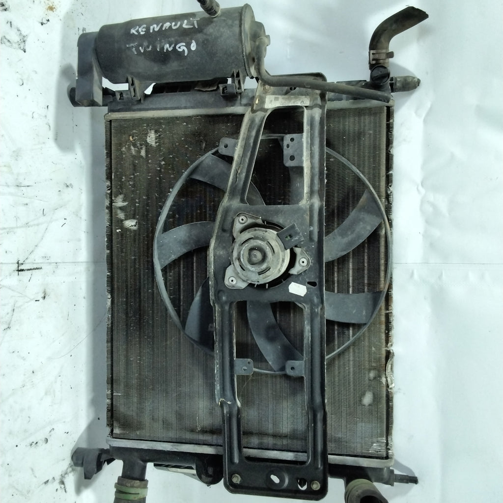 Complete radiator Renault Twingo petrol year: 99 (sf5p3)