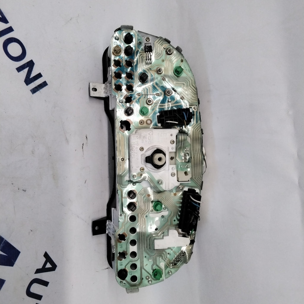 instrument cluster/speedometer/gauge cluster Opel Astra 1.6 year 98 part number: 87001219 (sf7p2)