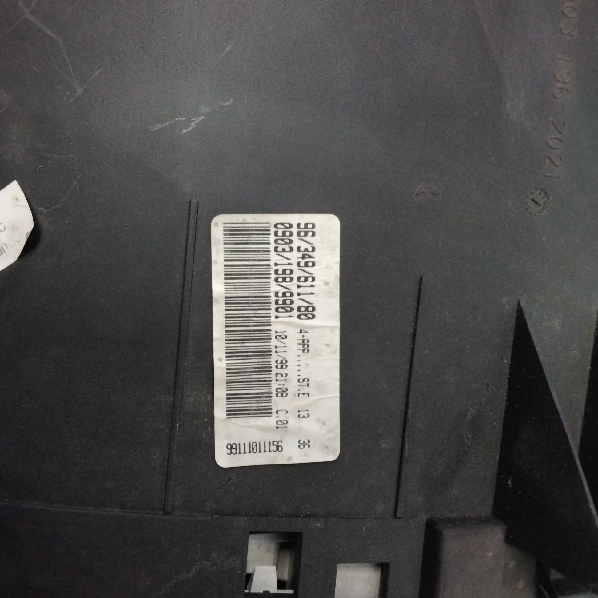 quadro strumenti/contachilometri/ veglia peugeot 206 anno: 1999 codice: 9634961180