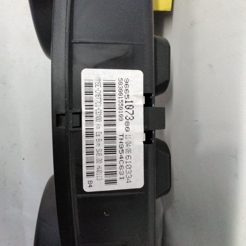 instrument cluster/speedometer/dashboard Peugeot 308 1.6 petrol year 2008 code: 9665107380 (sfp2)