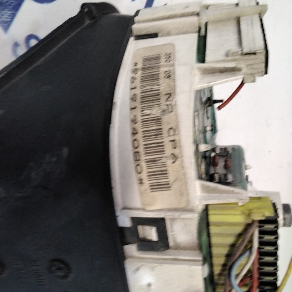 instrument cluster/speedometer/gauge Peugeot 306 diesel year 2000 code: 9619194080 (sf7p2)