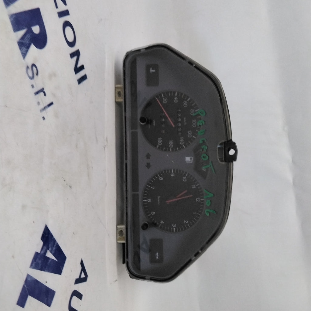 quadro strumenti/contachilometri/ veglia peugeot 106 benzina anno: 91/96 codice: 87001250 /88568010