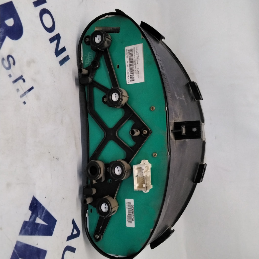 Instrument cluster/speedometer/gauge/Peugeot Ranch/Partner year: 2004 code: 5550003000 (sf7p2)