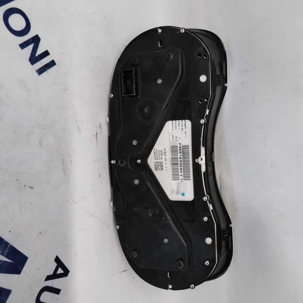 instrument cluster/speedometer/gauge Peugeot 307 2.0 year 2004 code:216518625(sf7p2)
